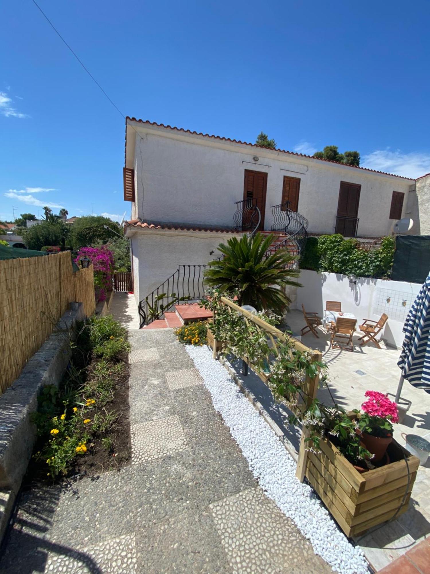 Villetta Mare Di Sicilia Fontane Bianche Exterior foto